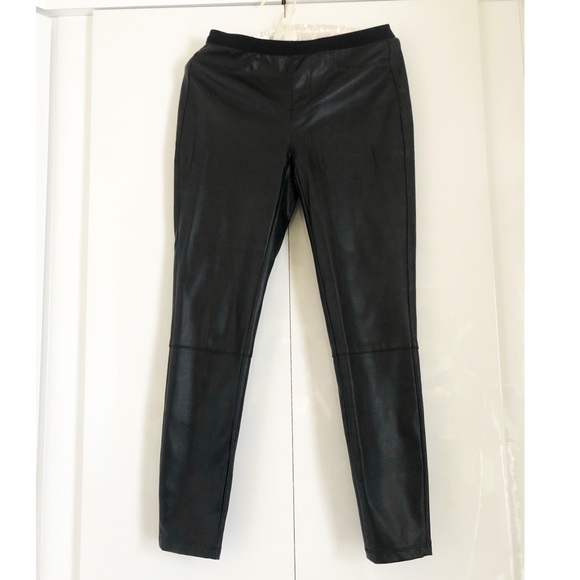 Meghan Markle x Reitmans vegan leather pants size6 - Picture 7 of 8